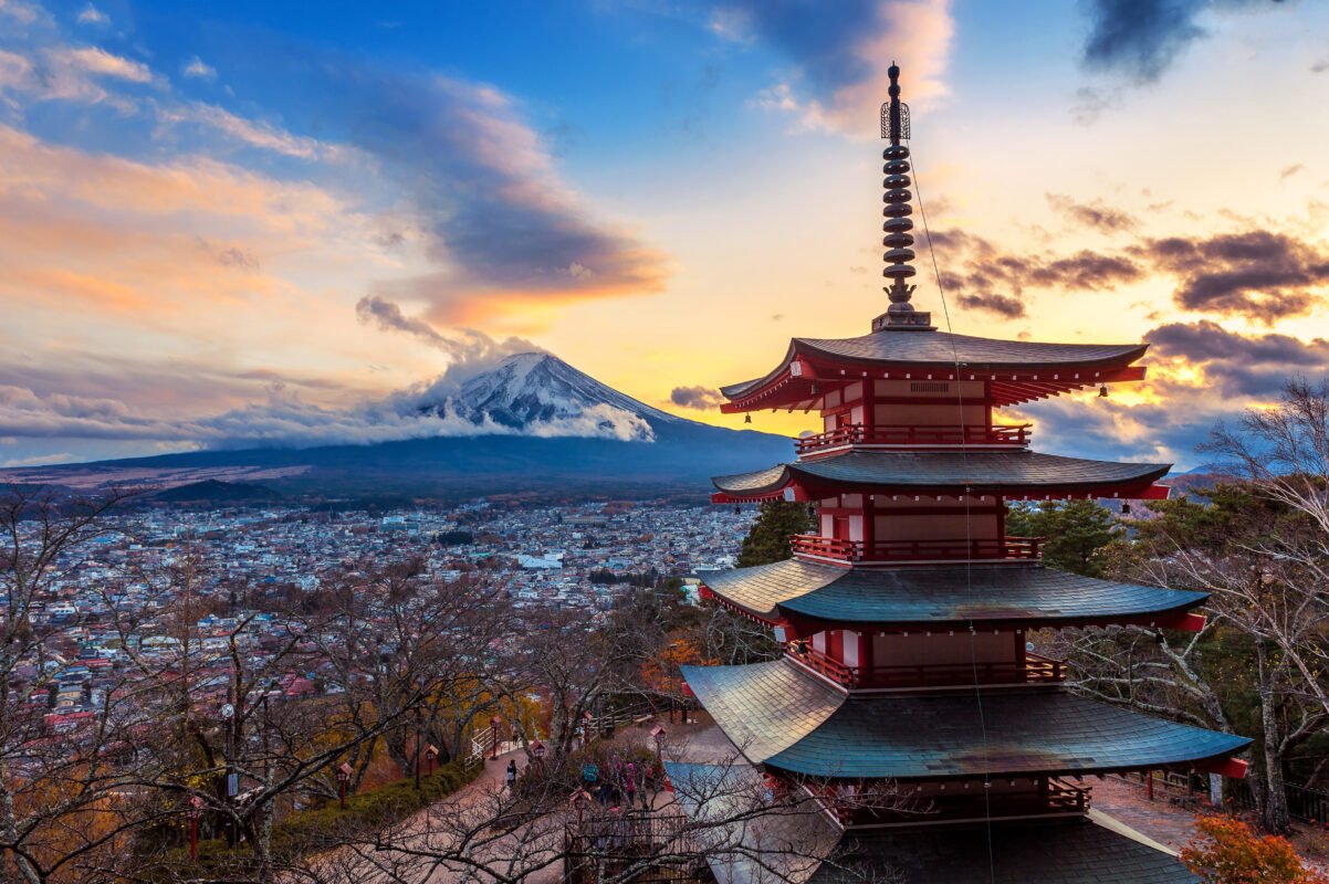 Japan travel package from the Philippines with Mount Fuji view